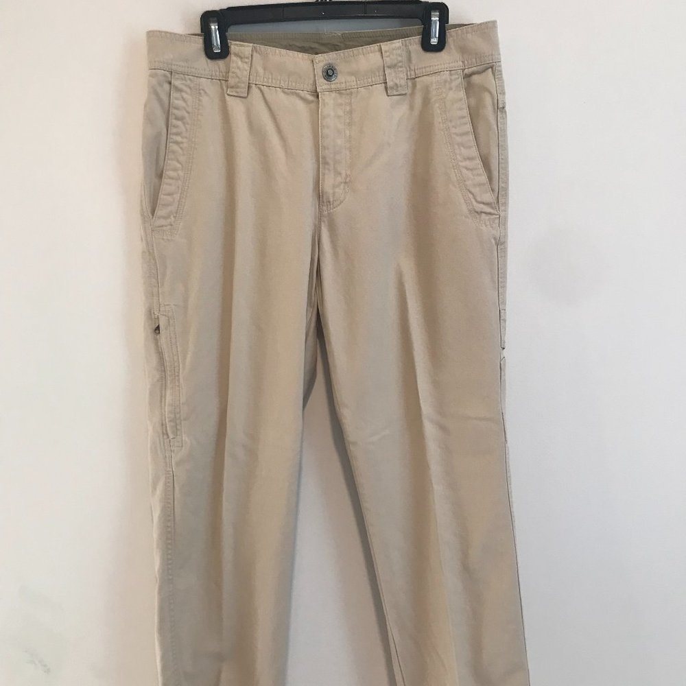 Columbia Omni-Shield 32" x 30" Regular Fit Khaki Pants